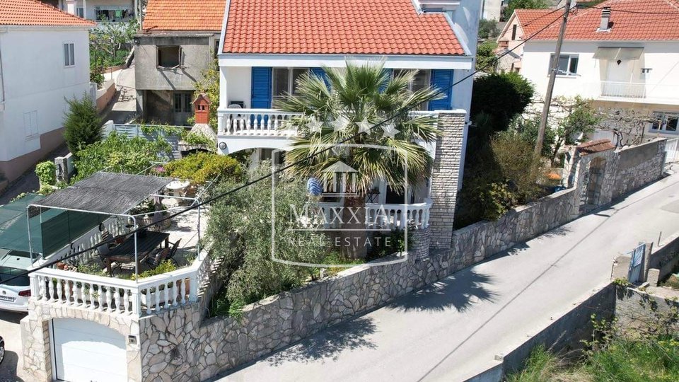 Kali - Beautiful house 2nd row to the sea 238m2! Top view! 490000€
