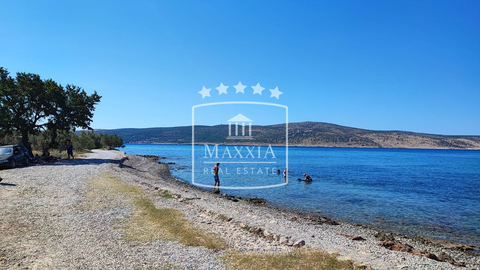 Starigrad Paklenica - building plot of 838m2 approx.200m away from the sea! 165000€