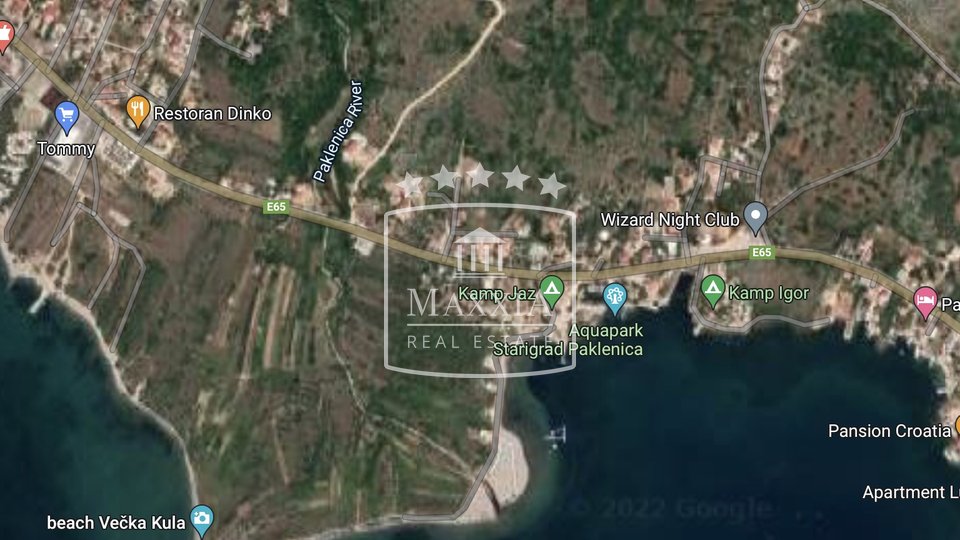 Starigrad - building land 2877m2 close to the beach! € 215,000