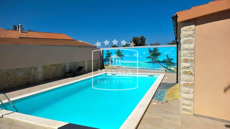 Zaton -  Apartman 120m2 s privatnim bazenom i saunom! 330000€