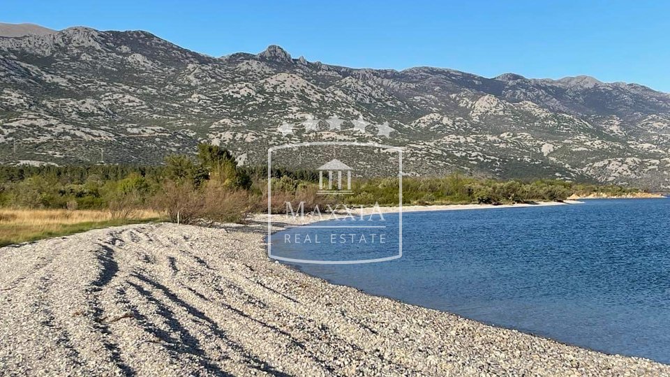 Seline - building plot of 800m2 close to the sea! 160000€