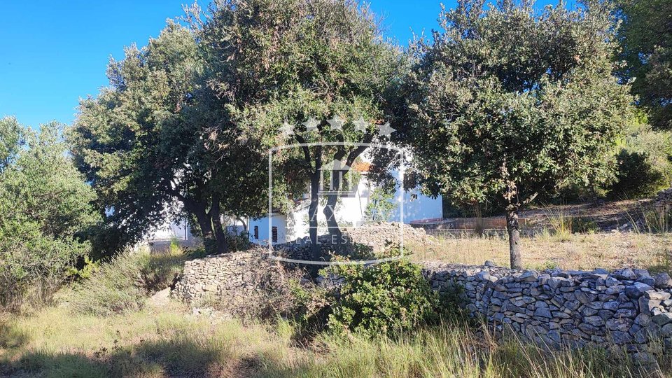 Posedarje - building land of 883 m2 with a sea view! 129000€