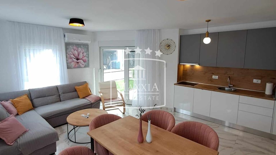 Sukošan - NEWLY BUILT three-bedroom apartment 50m away from the sea! 340000€