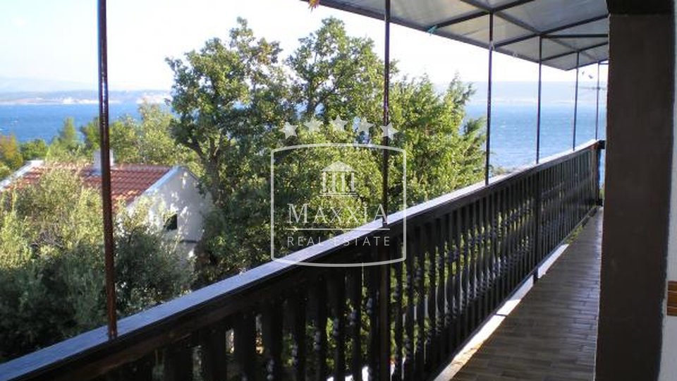 Posedarje - Spacious house with 12 apartments close to the sea, SEA VIEW! 1100000€