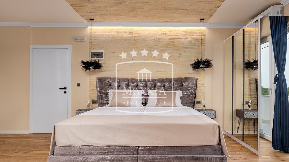 Zaton - vila u stilu bed&breakfast! 8 luksuznih soba s bazenom! 1.550.000€