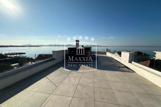Diklo - penthouse roof terrace sauna jacuzzi! €650000