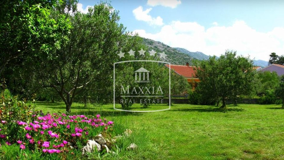 Starigrad Paklenica - house with 5 ap. 150m from the sea LOCATION! 495000€