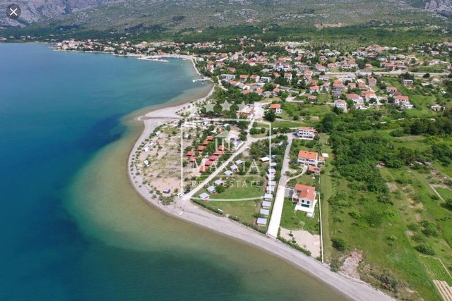 Starigrad - Baugrundstück von 1367 m2 100 m vom Meer entfernt! 285000 €