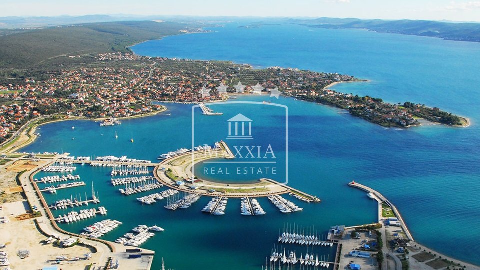 Sukošan - building land of 1445m2, 180m from the sea, location!! 404600€