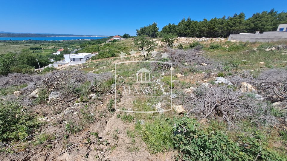 Podvršje - building plot of 3000m2 with a sea view! 320000€