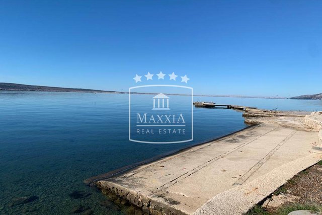 Starigrad Paklenica - building land of 1470 m2, 400m away from the sea!176000€
