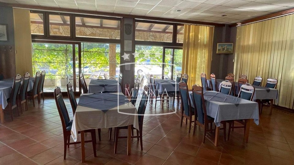 Starigrad Paklenica - Restaurant + boarding house 17 accommodation! 898000€