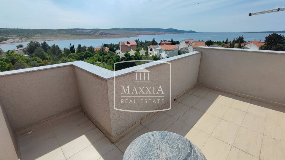 Rovanjska - apartment of 83m2 with 2 terraces and a sea view! 125000€