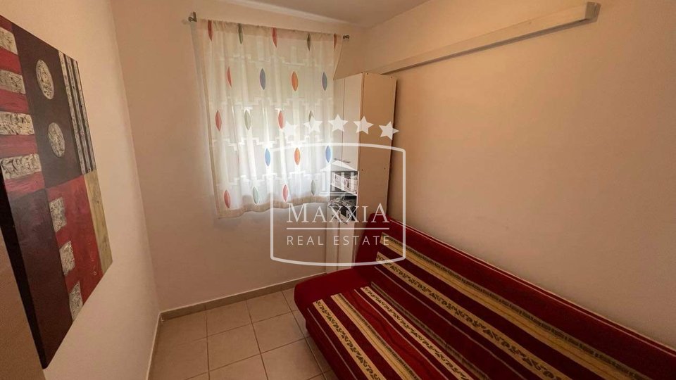Rovanjska - 2.5 bedroom apartment with sea view! 115000€