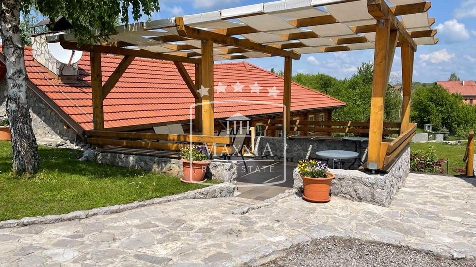 Plitvice Lakes - Motel and a restaurant in a great location! 1,350,000€