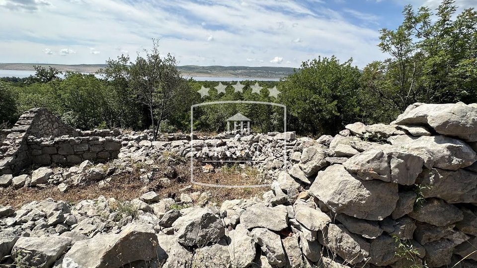 Seline - ruševne kamene kućice 65m2; Velebit i more! 55000€