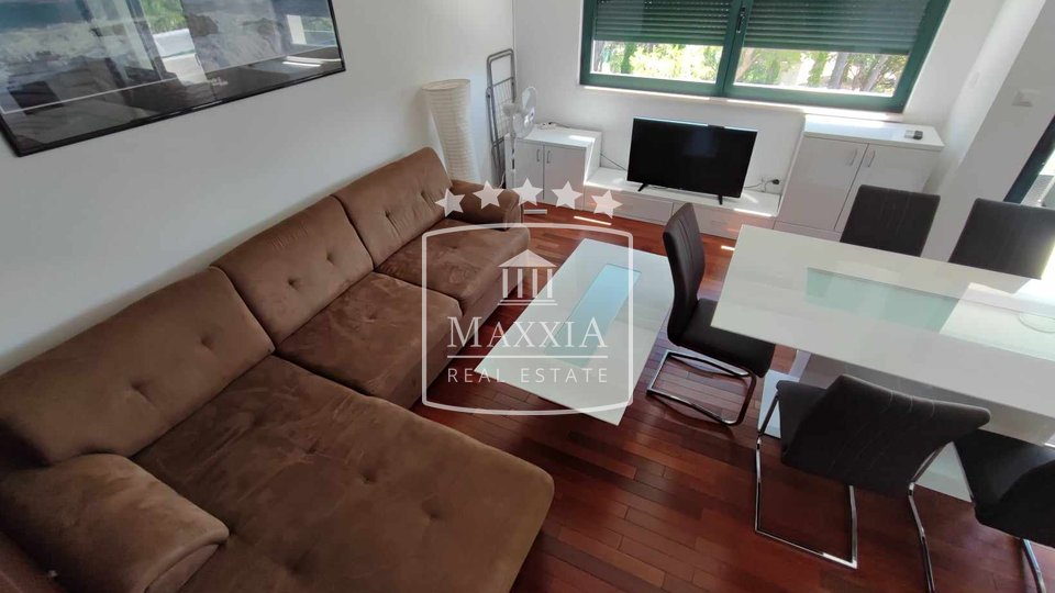 Seline - moderan 2.5 sobni stan na atraktivnoj lokaciji, POGLED! 190000€