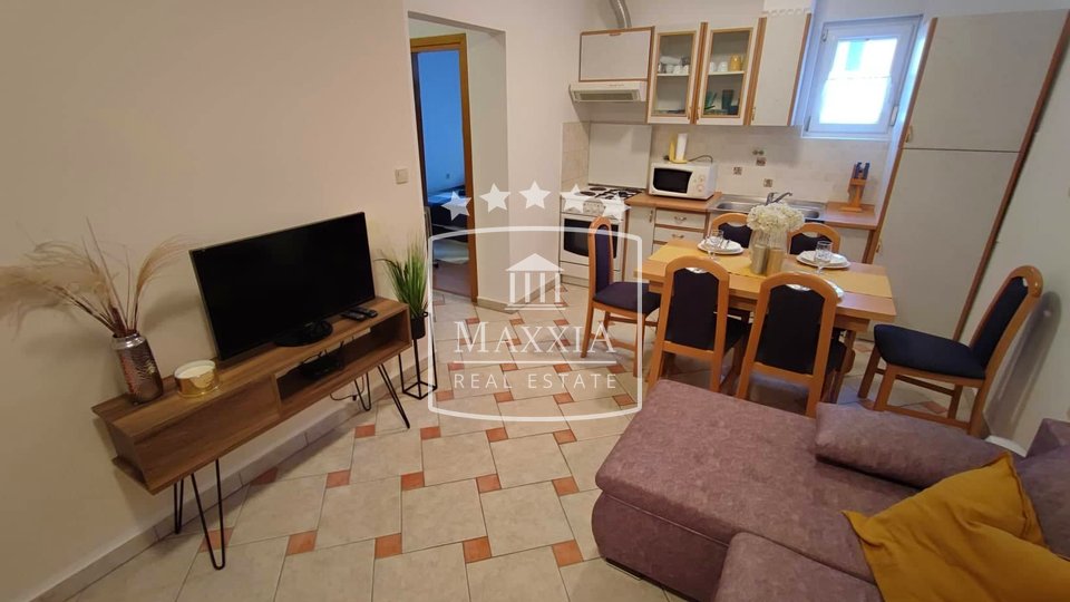 Zadar, Diklovac - Three - bedroom apartment of 57,55 m2, 450m away from the sea! 229000€