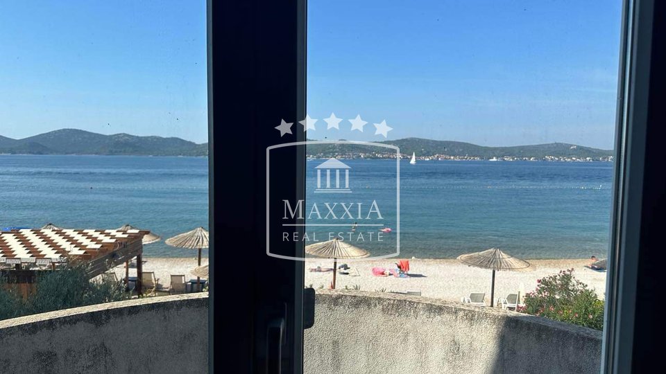 Biograd n/m - house first row to the sea with 6 apartments on the beach! 890000€