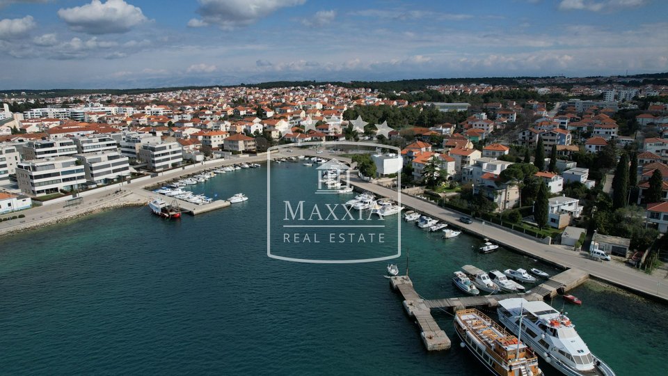 Zadar - kuća 188m2 za obnovu odlična lokacija! 590000€