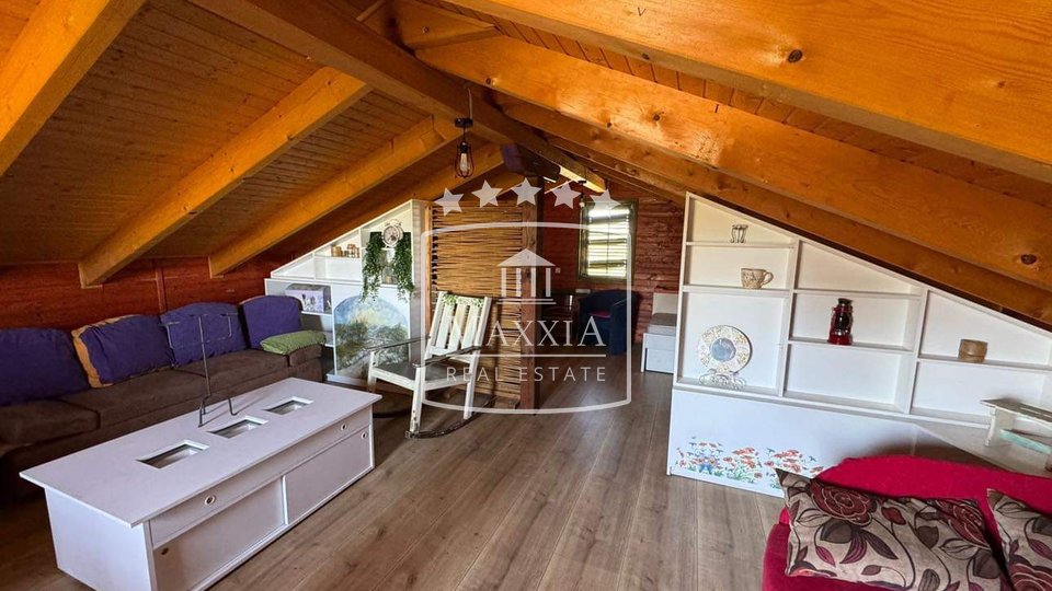 Briševo - vorgefertigtes Holzhaus von 100 m2 auf Ackerland von 12352 m2! 249000€