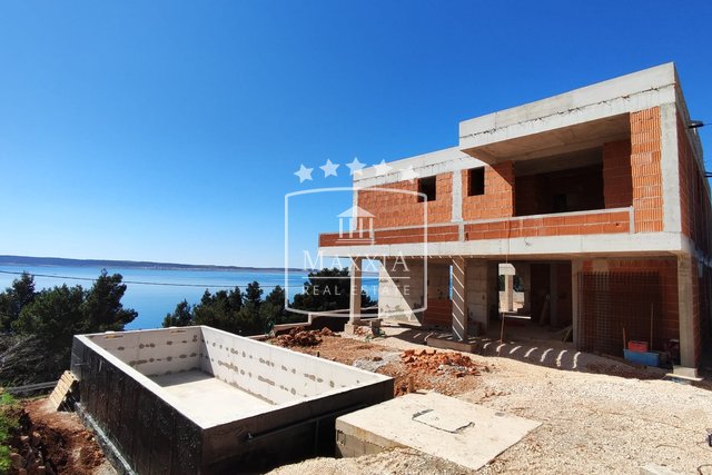 Starigrad Paklenica - luxury villa with a swimming pool, sea ​​view! 649000€