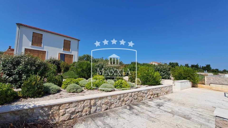Poljana - villa FIRST ROW TO SEA, plot of 1442 m2! €1500000