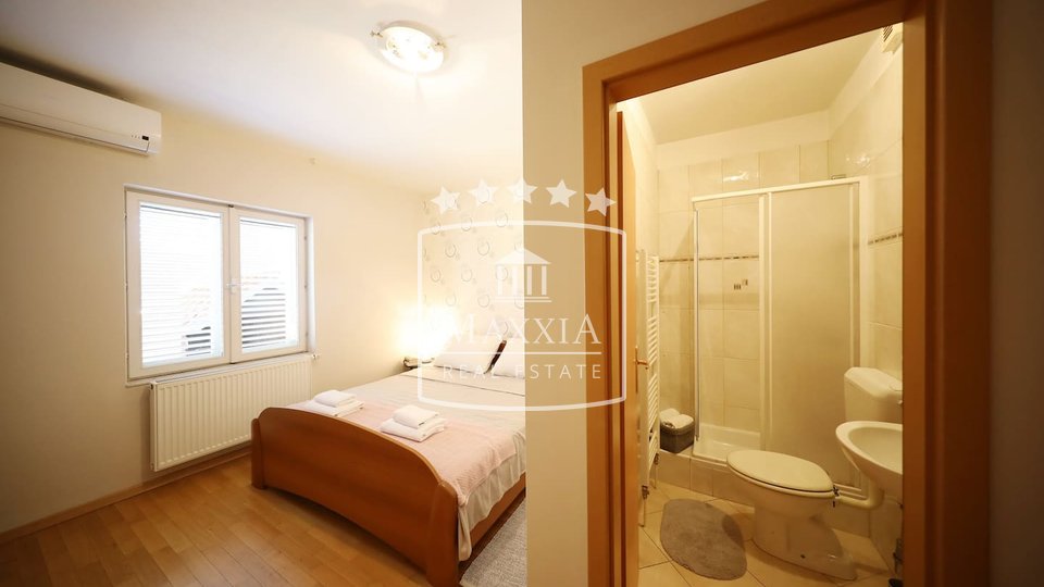 Zadar - Bokanjac luxurious house 600m2, terrain 732 m2, great business opportunity!