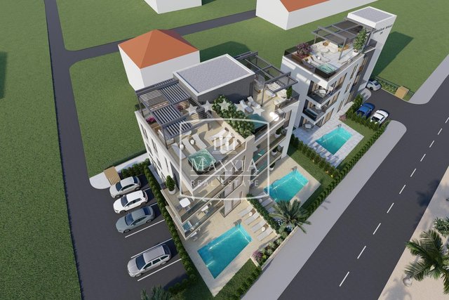 Sukošan - 3.5-Zimmer Wohnung erster Stock Neubau ERSTE REIHE zum Meer! 399000€