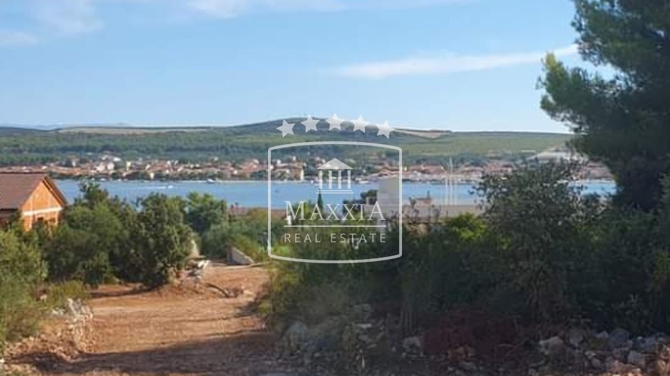 Babac - building plot of 3064m2 sea view! 398400€