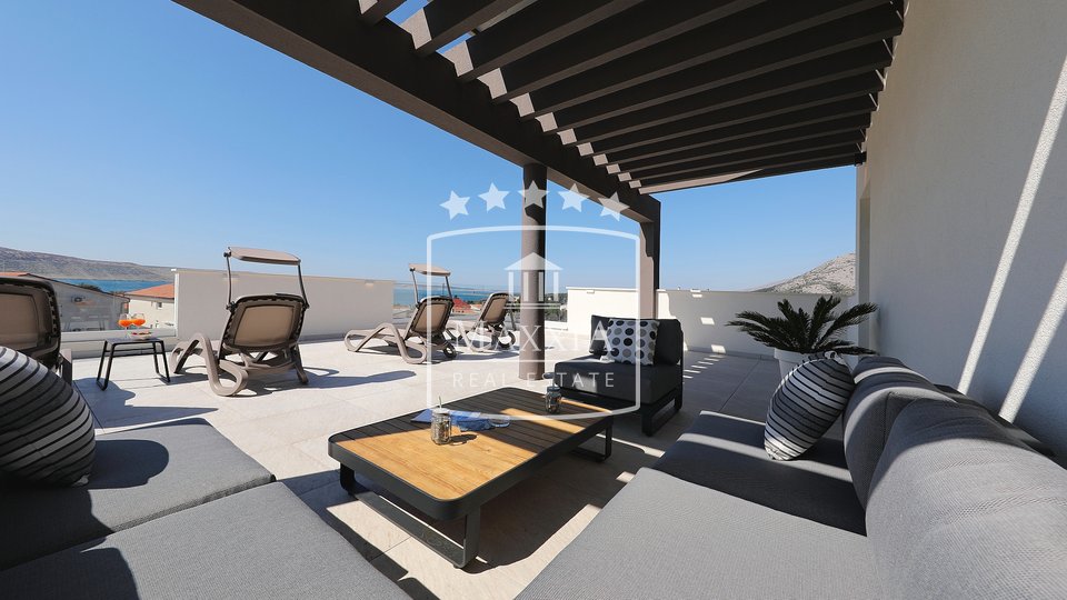 Seline - luxury modern villa with a swimming pool 477m2! 4 apartments! 830000€