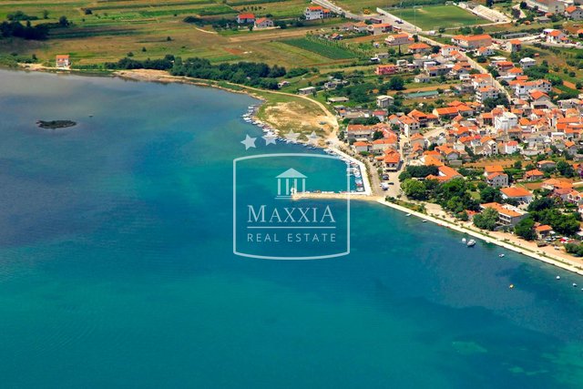 Posedarje - building plot of 400m2 proximity of the sea! 49000€