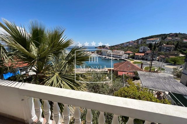 Kali - Mediterranean house by the sea 290m2! Top view! 490000€