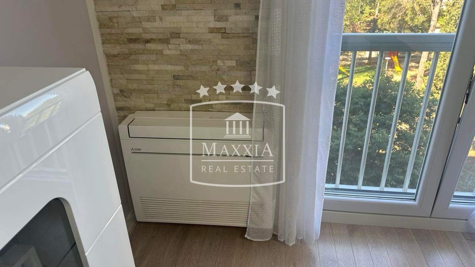 Zadar Melada - herrlich eingerichtete Wohnung 87m2 zwei Balkone! 295000 €