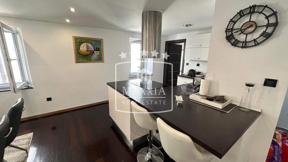 Šibenik, Gorica - superbly furnished apartment of 92 m2! Top location! 295000€