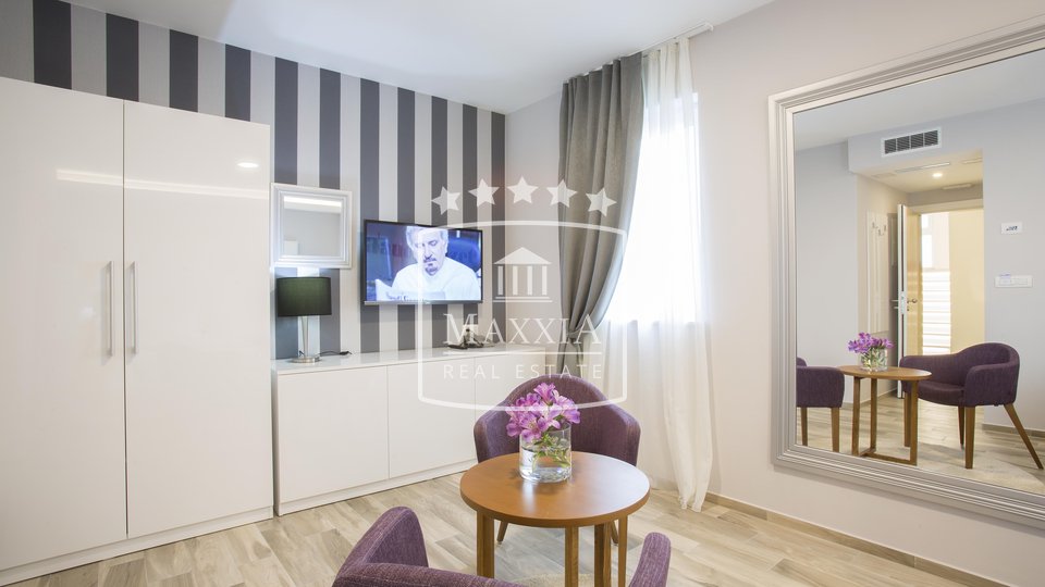 Pag - HOTEL 4* modernly equipped  + staff house!