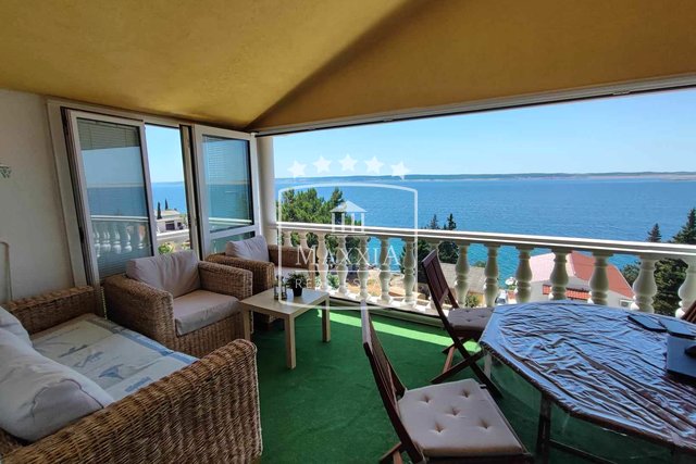 Tribanj - modern apartment of 76m2 open view, 60m away from the sea! €169,000