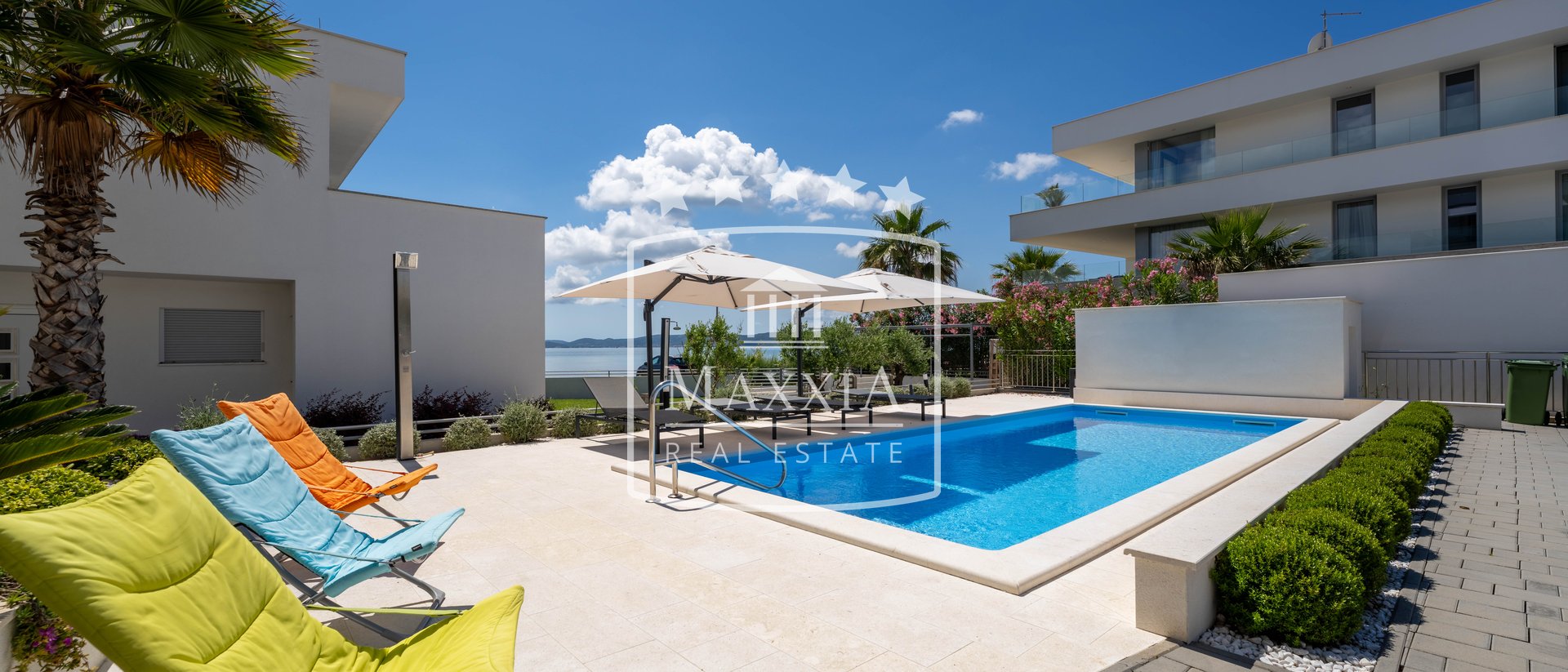 Sukošan - prestigeträchtige Villa am Meer 586m2 mit Pool! Exklusiv! 2 500 000 EUR