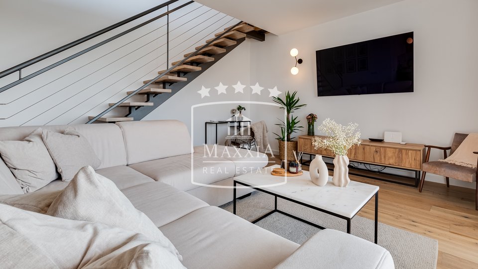 Diklo - luxuriöse Wohnung von 113m2 mit Dachterrasse, Aussicht! 530.000 €