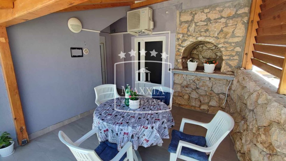 Vinjerac - house with 3 apartments, open sea view! 449000€