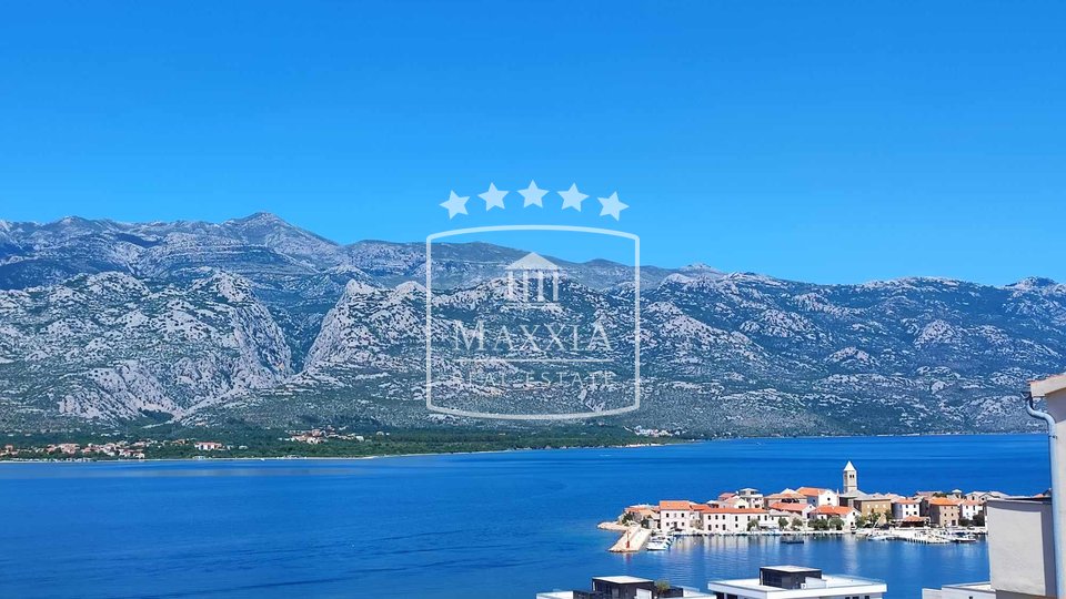 Vinjerac - kuća s 3 apartmana, otvoren pogled na more! 449000€