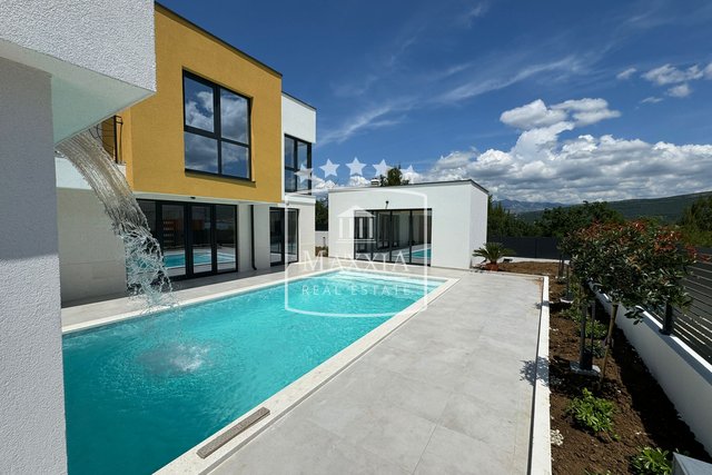 Pridraga - Neubau Top-Villa von 180m2 mit Meerblick! 850000€