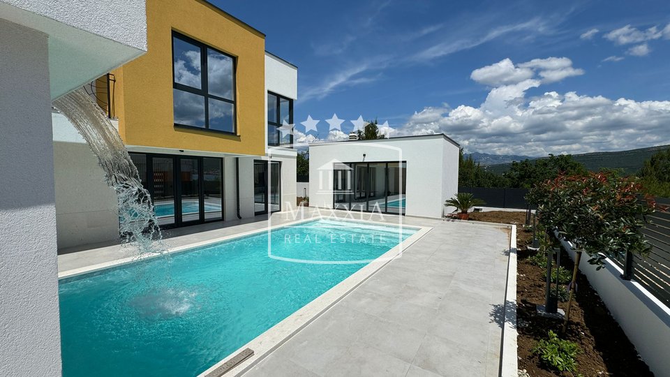 Pridraga - Newly built top villa of 180m2 sea view! 850000€