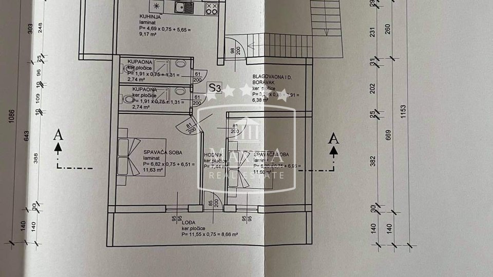 Maslenica - kuća 296m2 drugi red do mora, izvrsna lokacija! 390000€