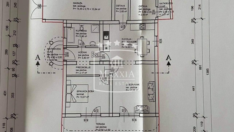 Maslenica - 296m2 Haus in 2. Meeresreihe, ausgezeichnete Lage! 390 000€