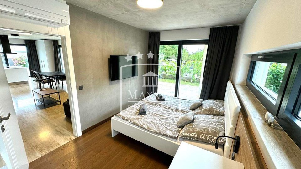 Dům, 250 m2, Prodej, Privlaka