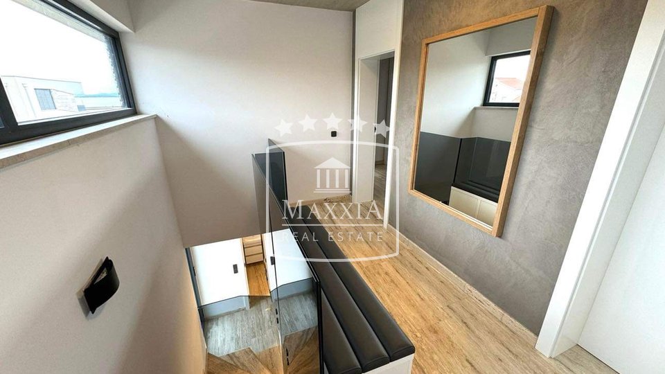 Dům, 250 m2, Prodej, Privlaka