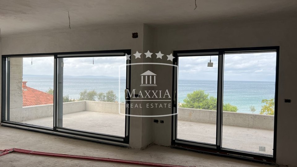 Zaton - Apartment of 76.41 m2, only 20m away from the sea. Sea view! 305640€