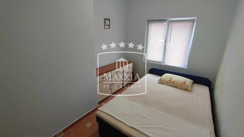 Kruševo - 2,5-Zimmer-Wohnung ca. 150m vom Meer entfernt! 129000€