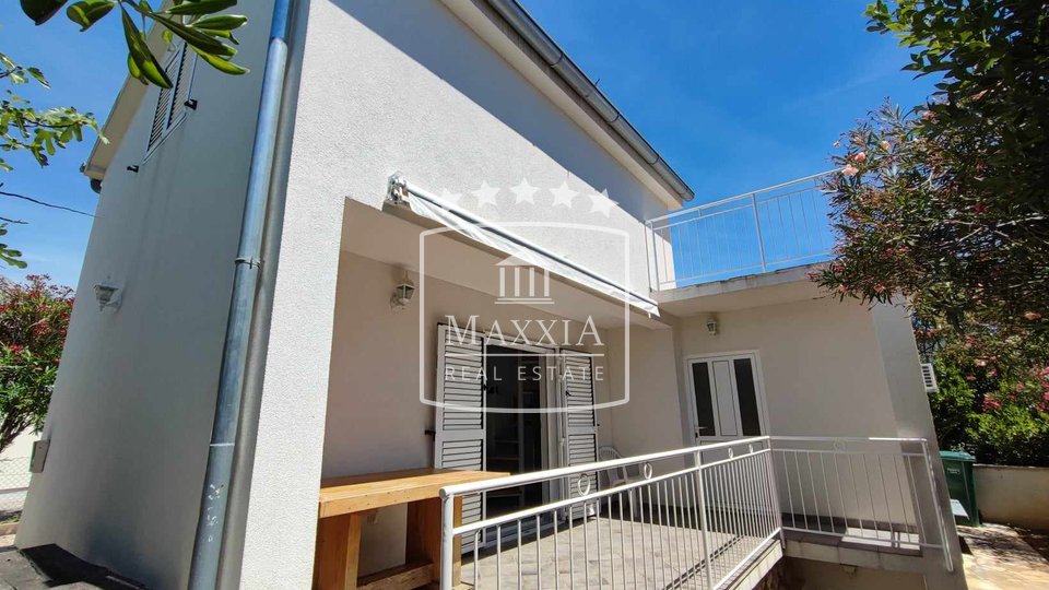 Casa, 190 m2, Vendita, Starigrad